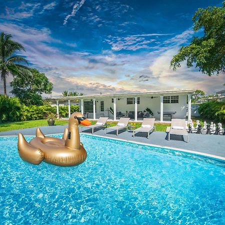 فيلا New Tropical Oasis Retreat In ميامي المظهر الخارجي الصورة