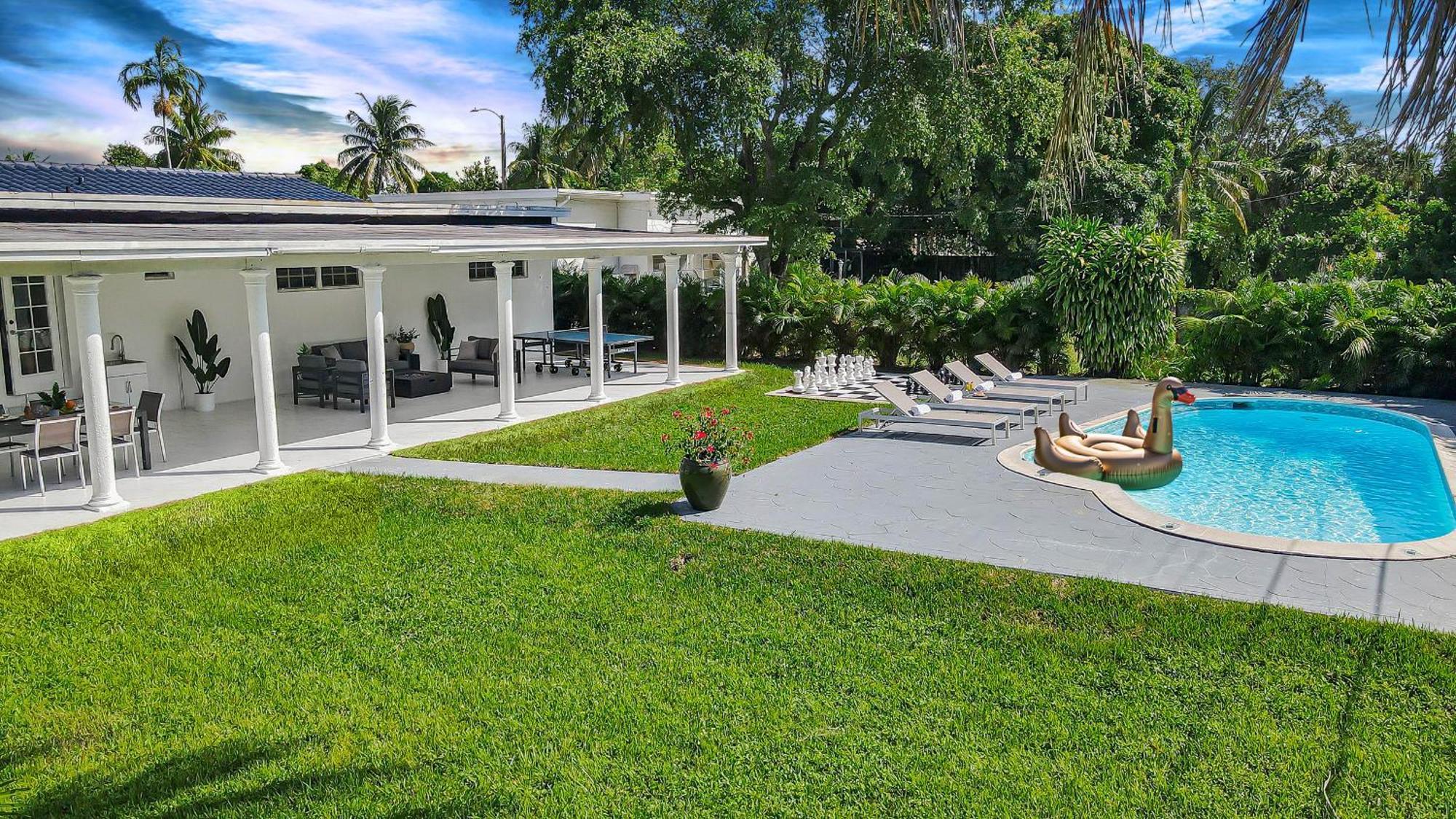 فيلا New Tropical Oasis Retreat In ميامي المظهر الخارجي الصورة